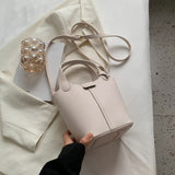 Retro Design Bag Messenger Portable Bucket Bag
