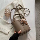 Retro Design Bag Messenger Portable Bucket Bag