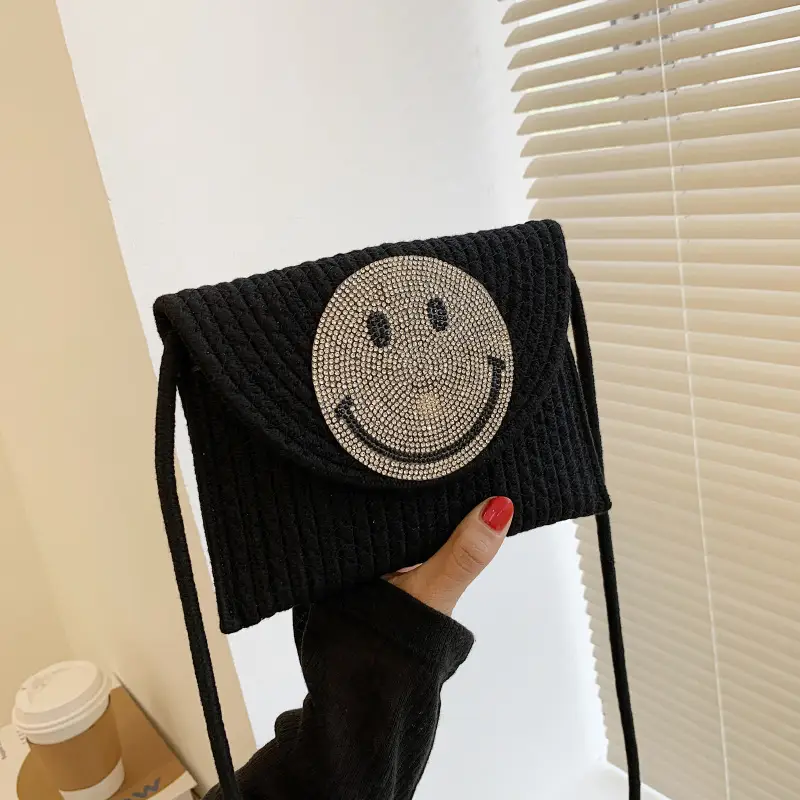 Paziye Smiley Knitted Crossbody Bag