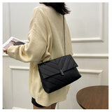 Minimalist Chevron Chain Tote Bag  Women Crossbody Bags