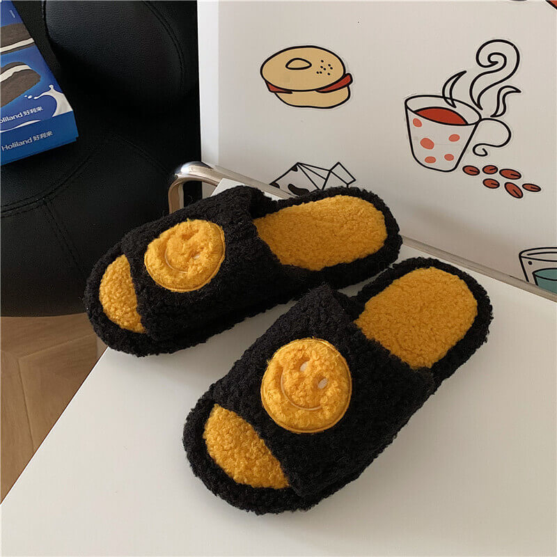 Paziye Smiley Face Slippers for Women Anti-Slip Soft Plush Comfy Indoor Slippers